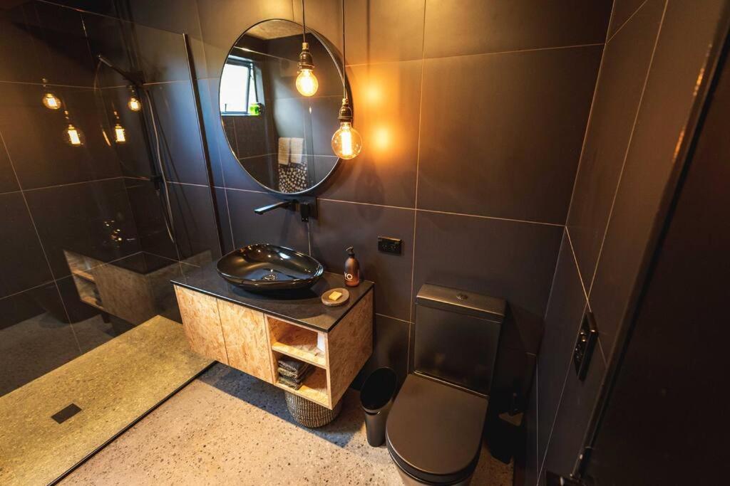 Stylish Tranquil & Private 2 X Bikes Villa Wanaka Luaran gambar